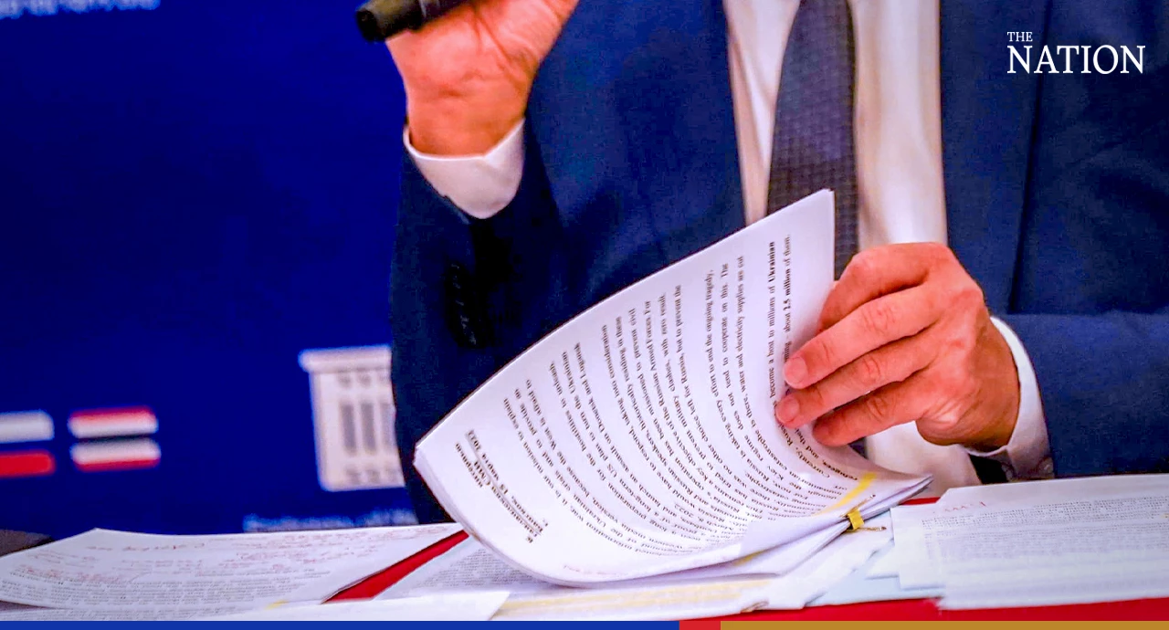 Protesters urge Russia to halt Ukraine war