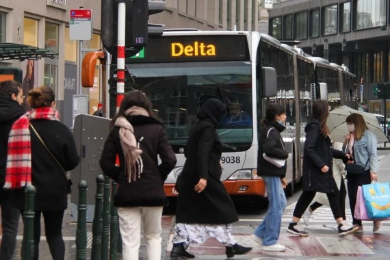 A bus with Delta as its "terminal" is seen on the street in Brussels, Belgium, Nov. 5, 2021. (Xinhua/Zheng Huansong)