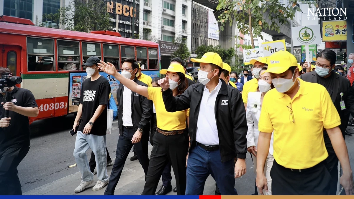 Ministry untangles cables on Sukhumvit in bid to improve city’s appearance