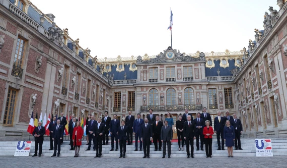 EU leaders pose for a group photo ahead of the informal European Council meeting in the Palace of Versailles, near Paris, France, March 10, 2022. (Xinhua/Gao Jing)