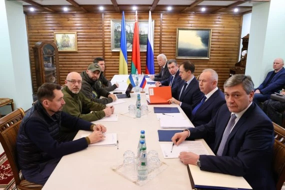 Photo taken on March 7, 2022 shows a view of the third round of talks between Russian and Ukrainian delegations at the Belovezhskaya Pushcha. (Belta news agency via Xinhua)