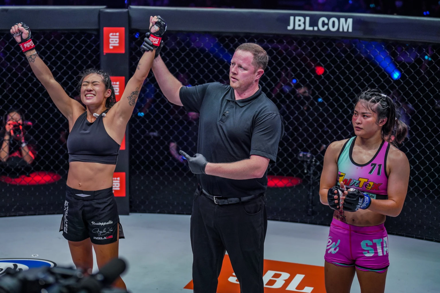 Angela Lee Submits Stamp Fairtex in Round Two to Retain ONE Women’s Atomweight World Title