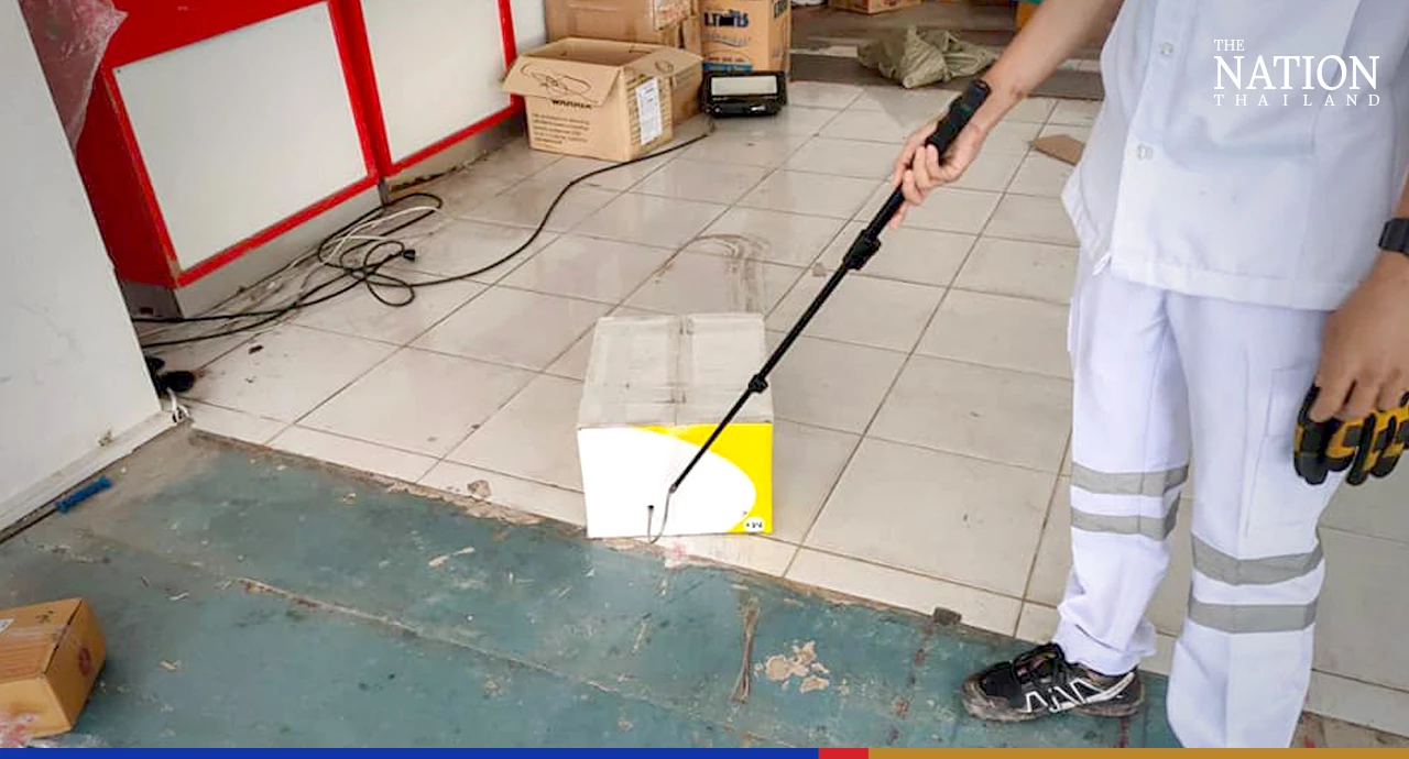 Shocking! There’s a king cobra in my parcel