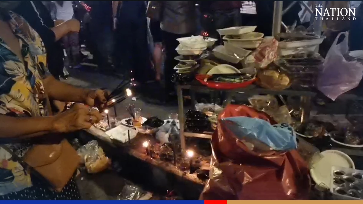 Thousands flock to Ganesha shrine for prosperity