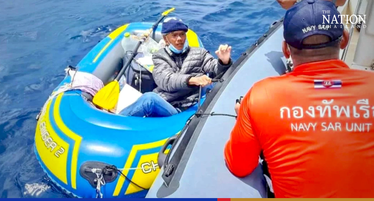 Vietnamese daredevil rescued by Thai Navy as he rows boat to India to meet wife