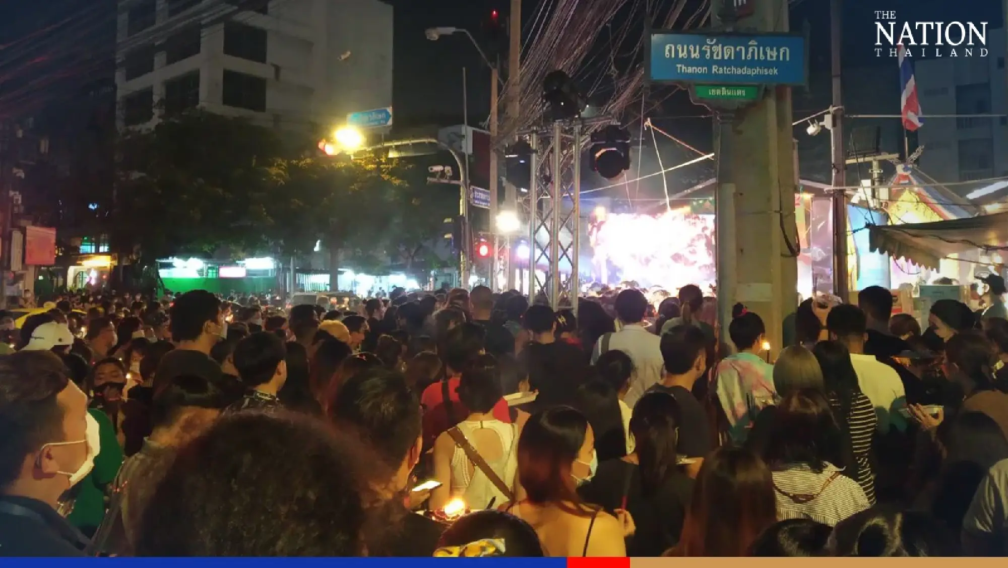 Thousands flock to Ganesha shrine for prosperity