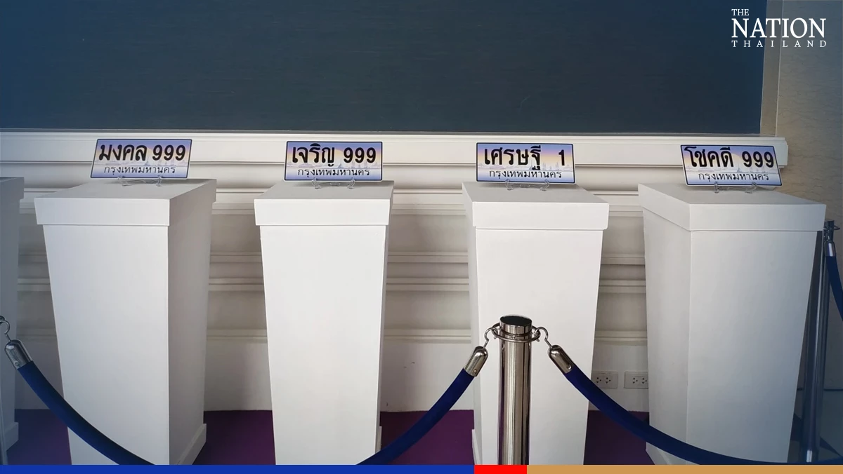 Bidder pays 18.5 million baht for ‘luckiest’ licence plate in Thailand