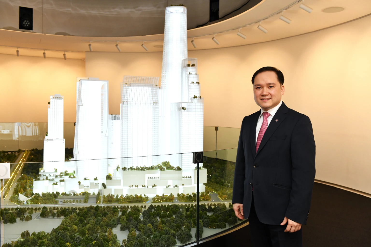 Mr. Panote Sirivadhanabhakdi, Group Chief Executive Officer of Frasers Property Limited