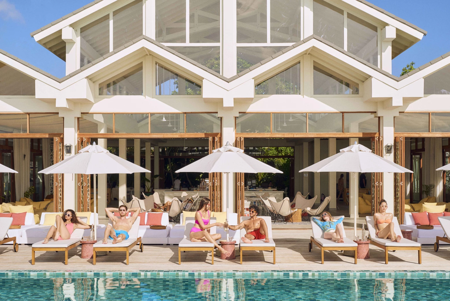 The Standard invites Thai travellers to celebrate Songkran in Maldives