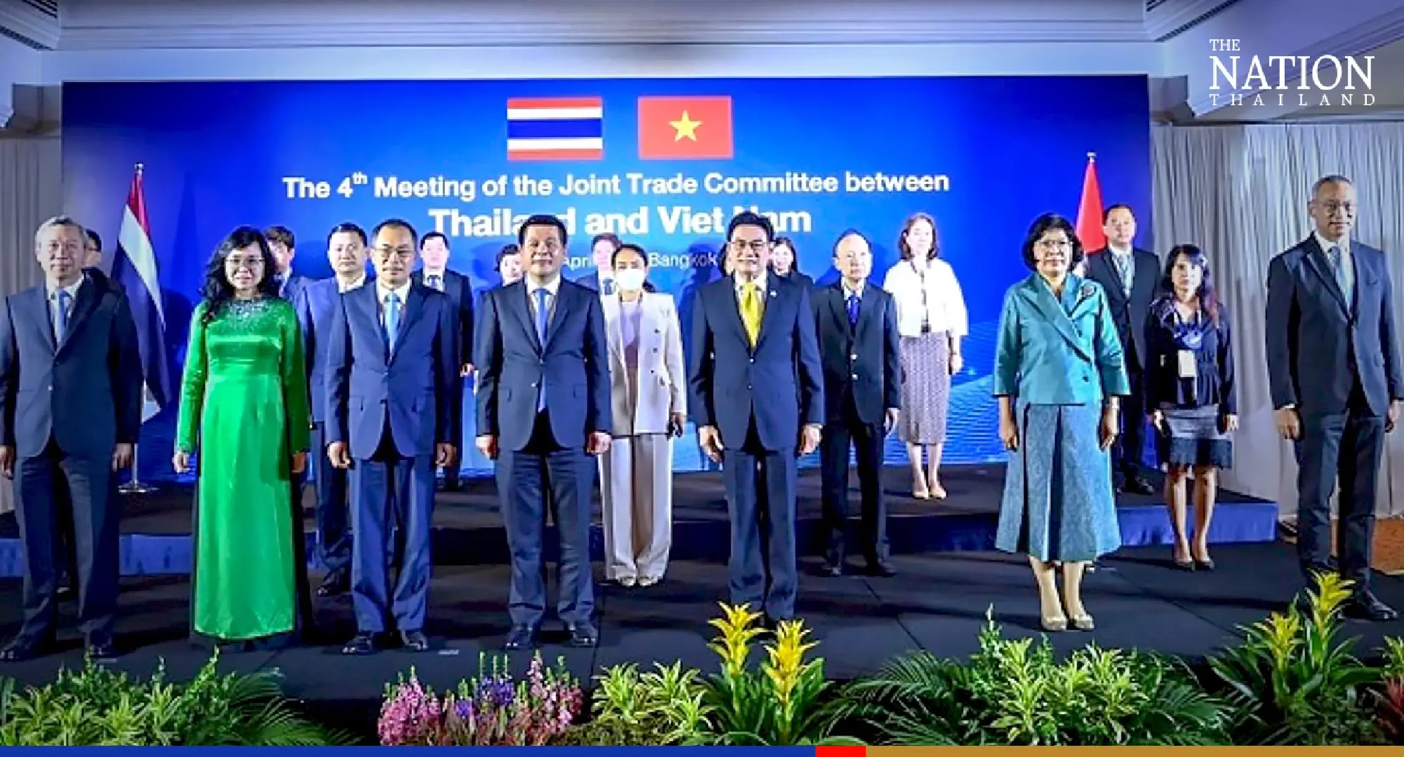 Jurin urges 24-hour China-Vietnam checkpoints to help Thai fruit exports 