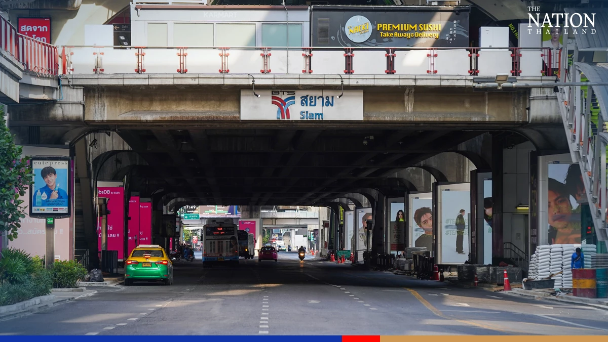 Bangkok streets deserted but drunk drivers still a menace