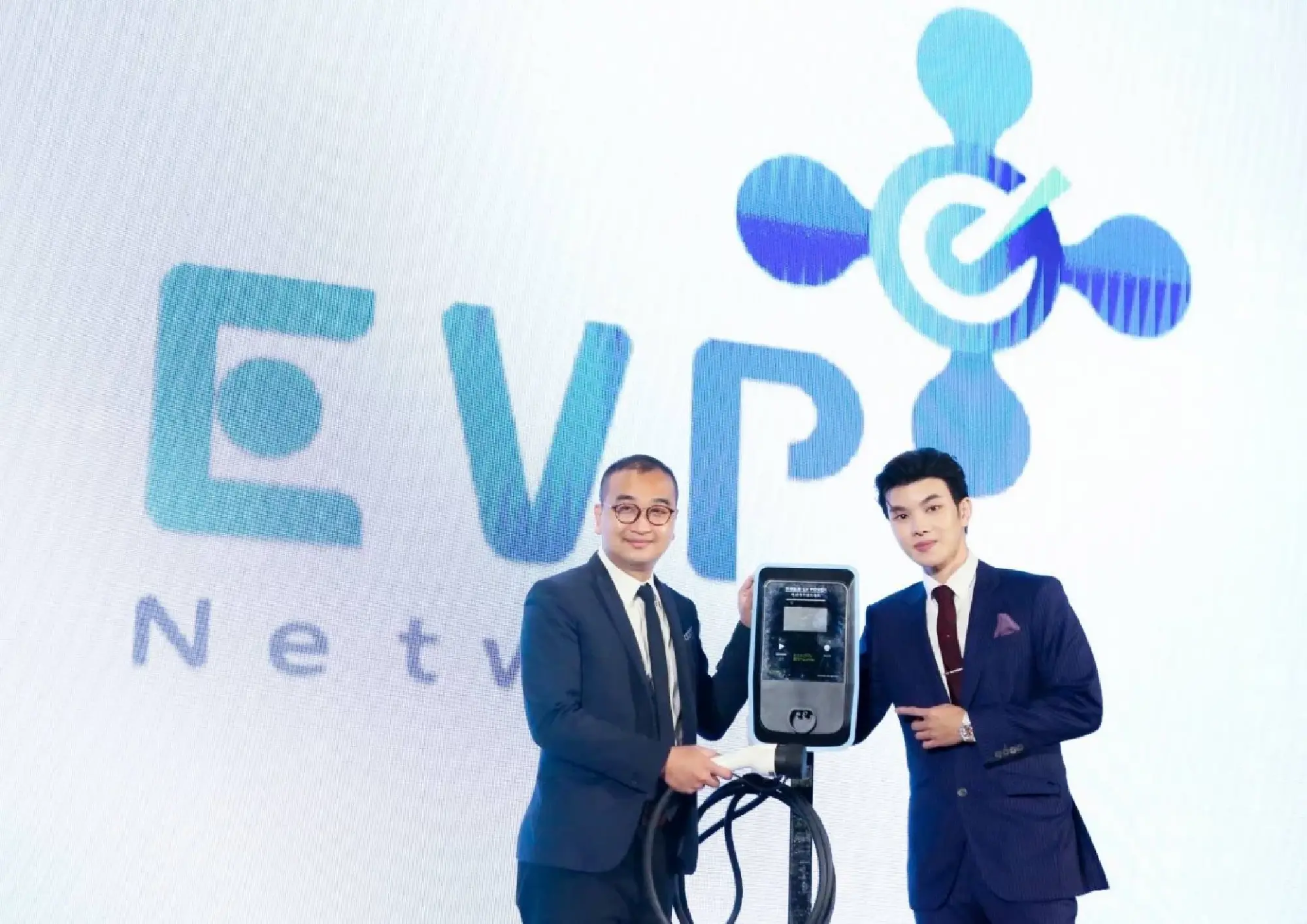 EVP Network, a Thai-Hong Kong joint venture, to promote clean energy with the expansion of 600 charging stations across Thailand by 2023