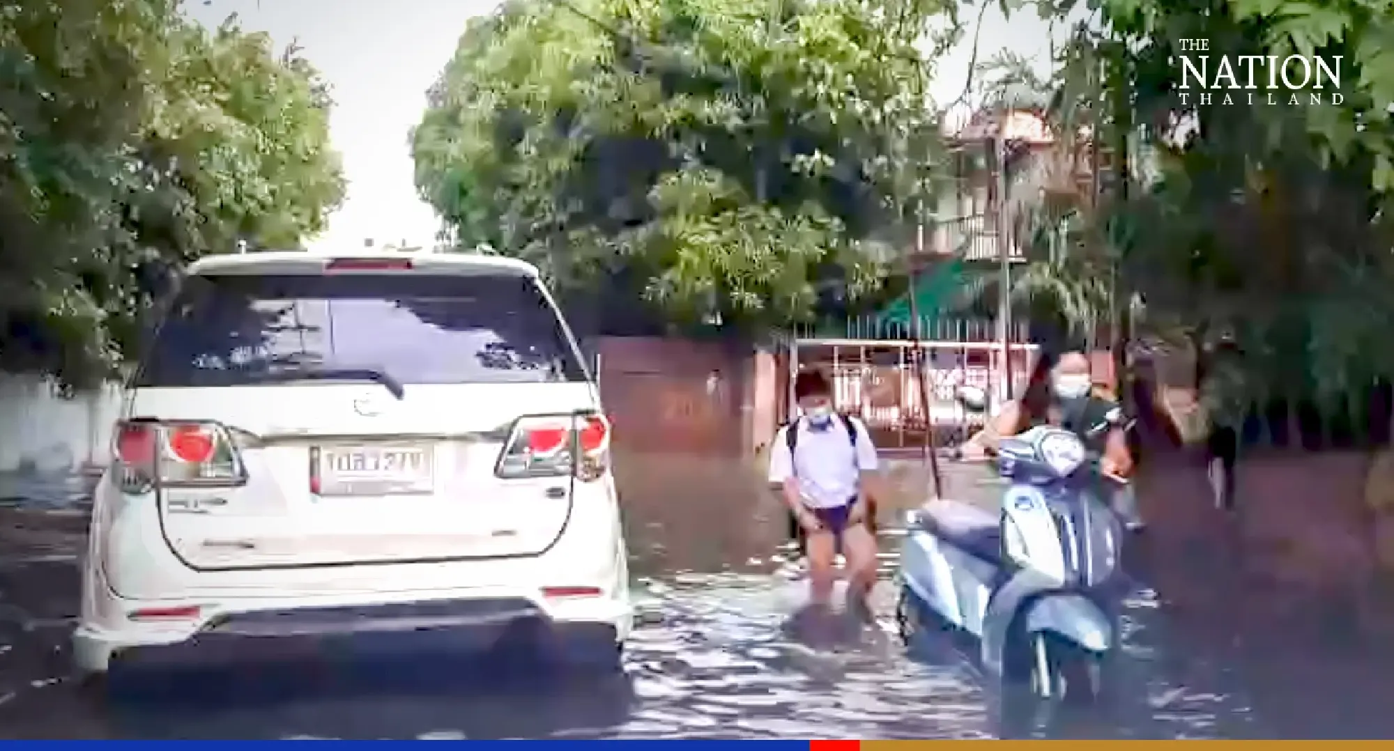 Many Bangkok roads swamped after heavy morning showers