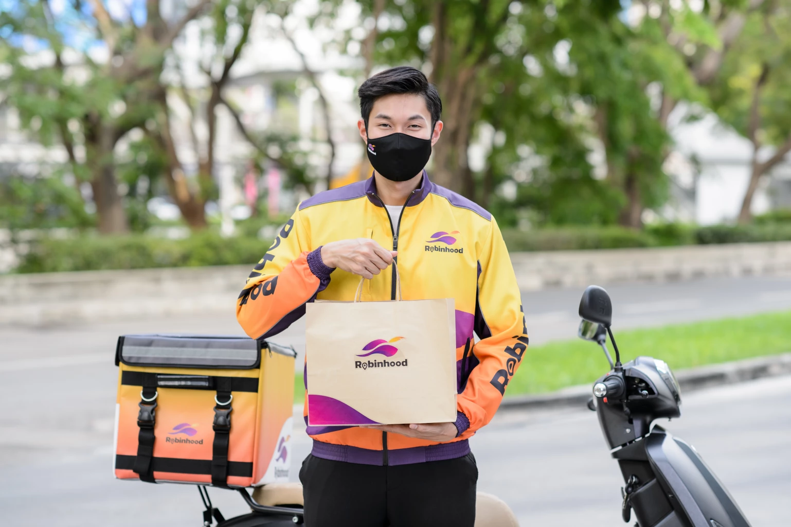 "Robinhood" now ranked the second most popular food delivery platform in Greater Bangkok after just 20 months since launch