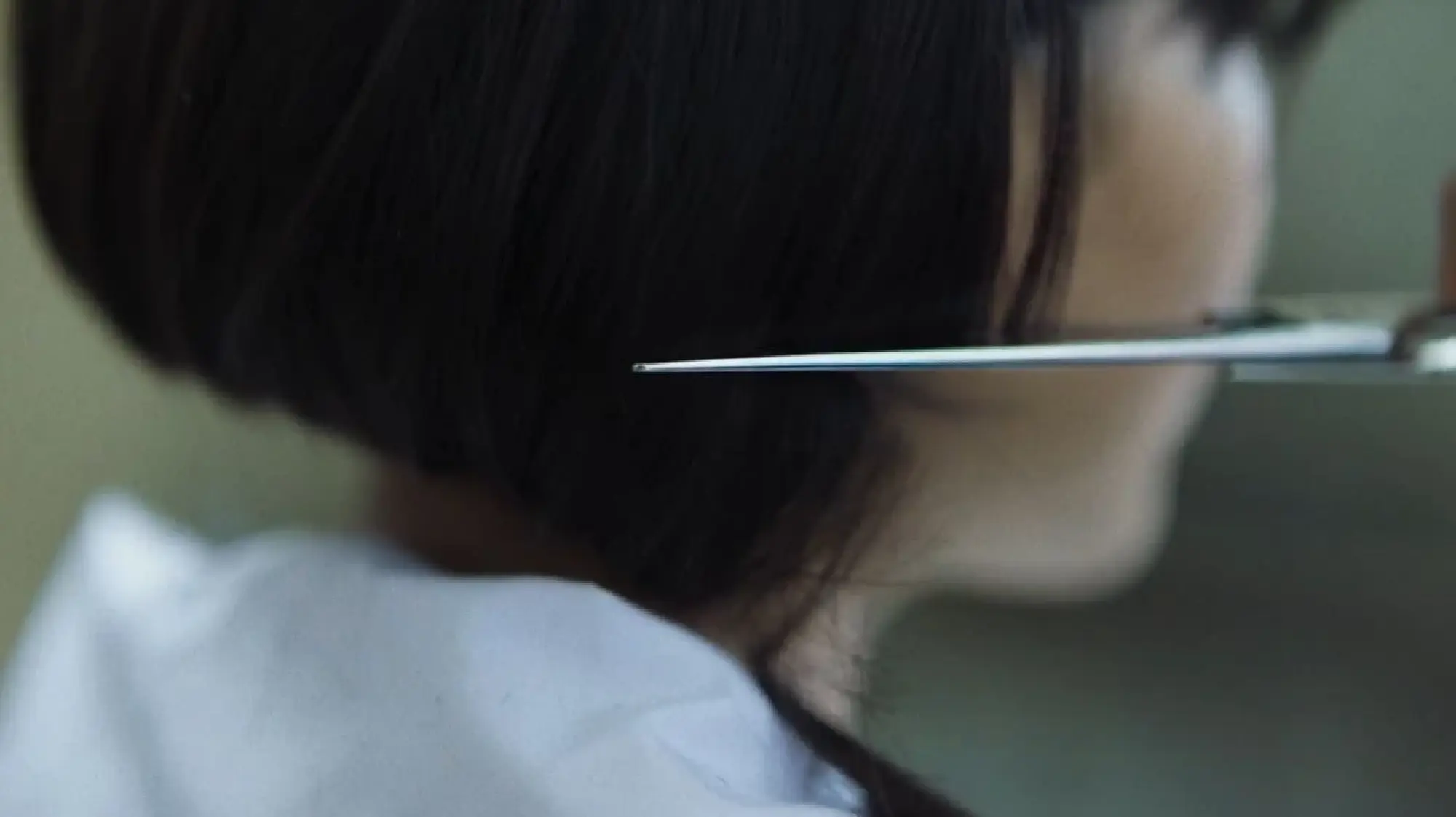 Dove calls for solidarity in ending forced haircuts in schools