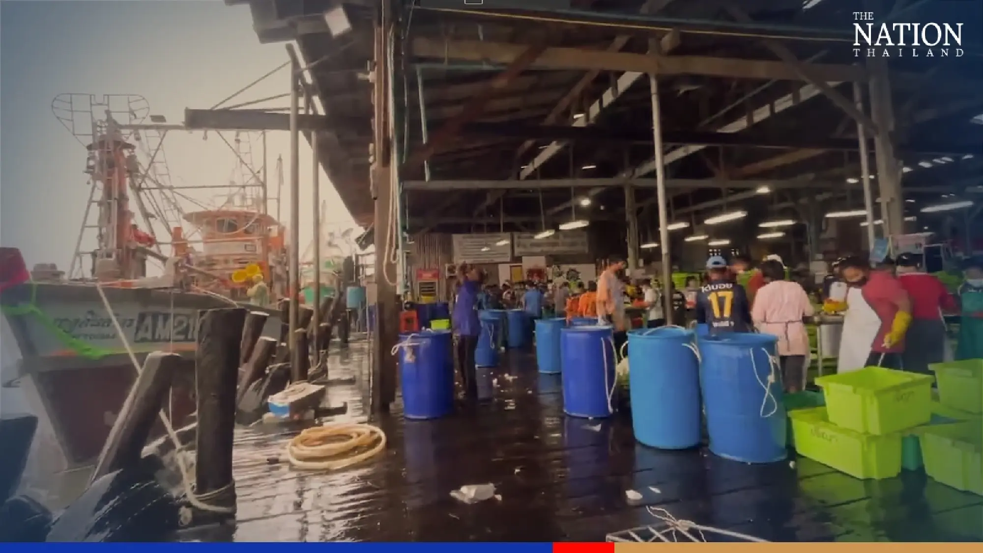 Singed by fuel price, Trang fishing boat owners berth their trawlers