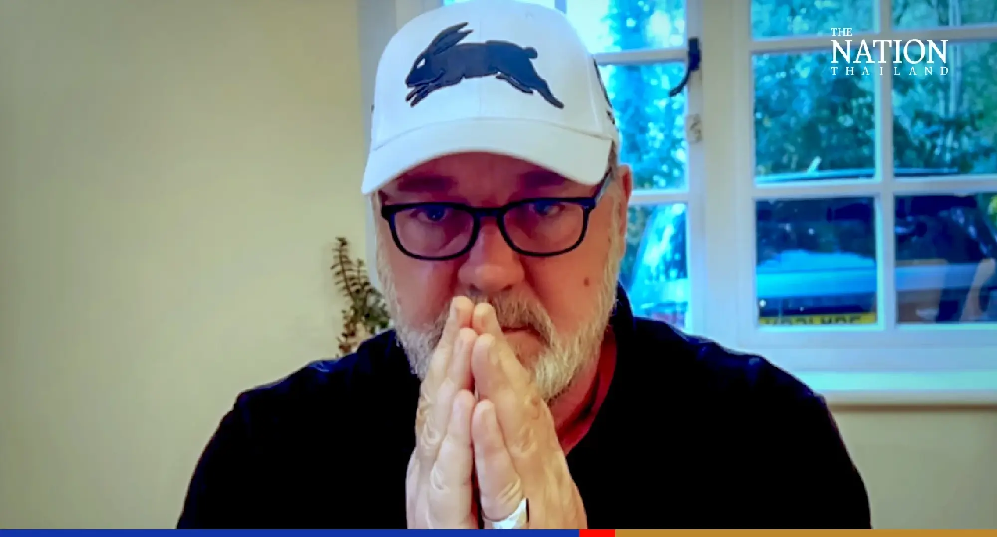 Crowe quizzes Bangkok candidates on floods, messy cables, tourism