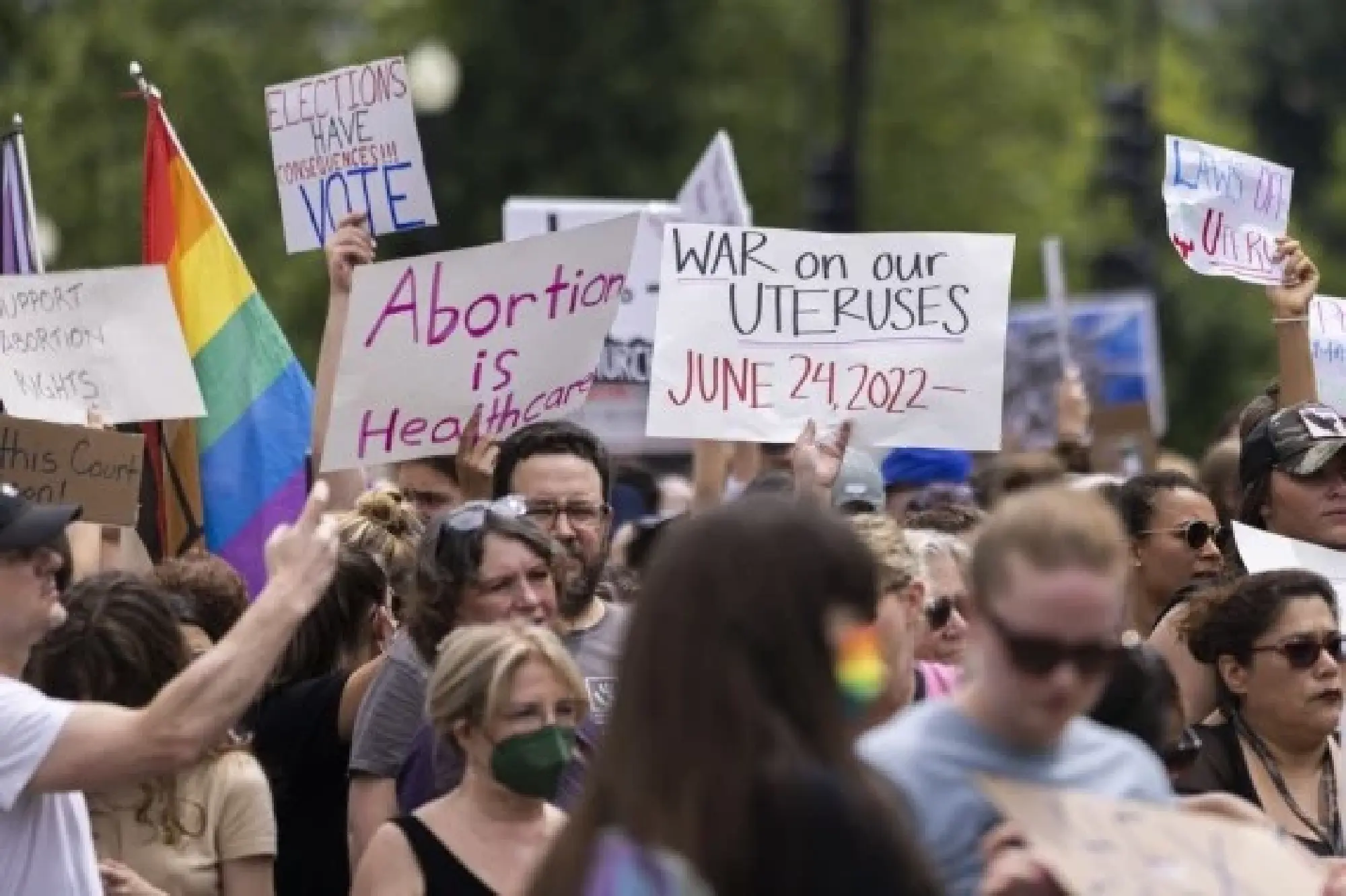 Protesters gather outside the U.S. Supreme Court in Washington, D.C., the United States, on June 24, 2022. (Photo by Aaron Schwartz/Xinhua)