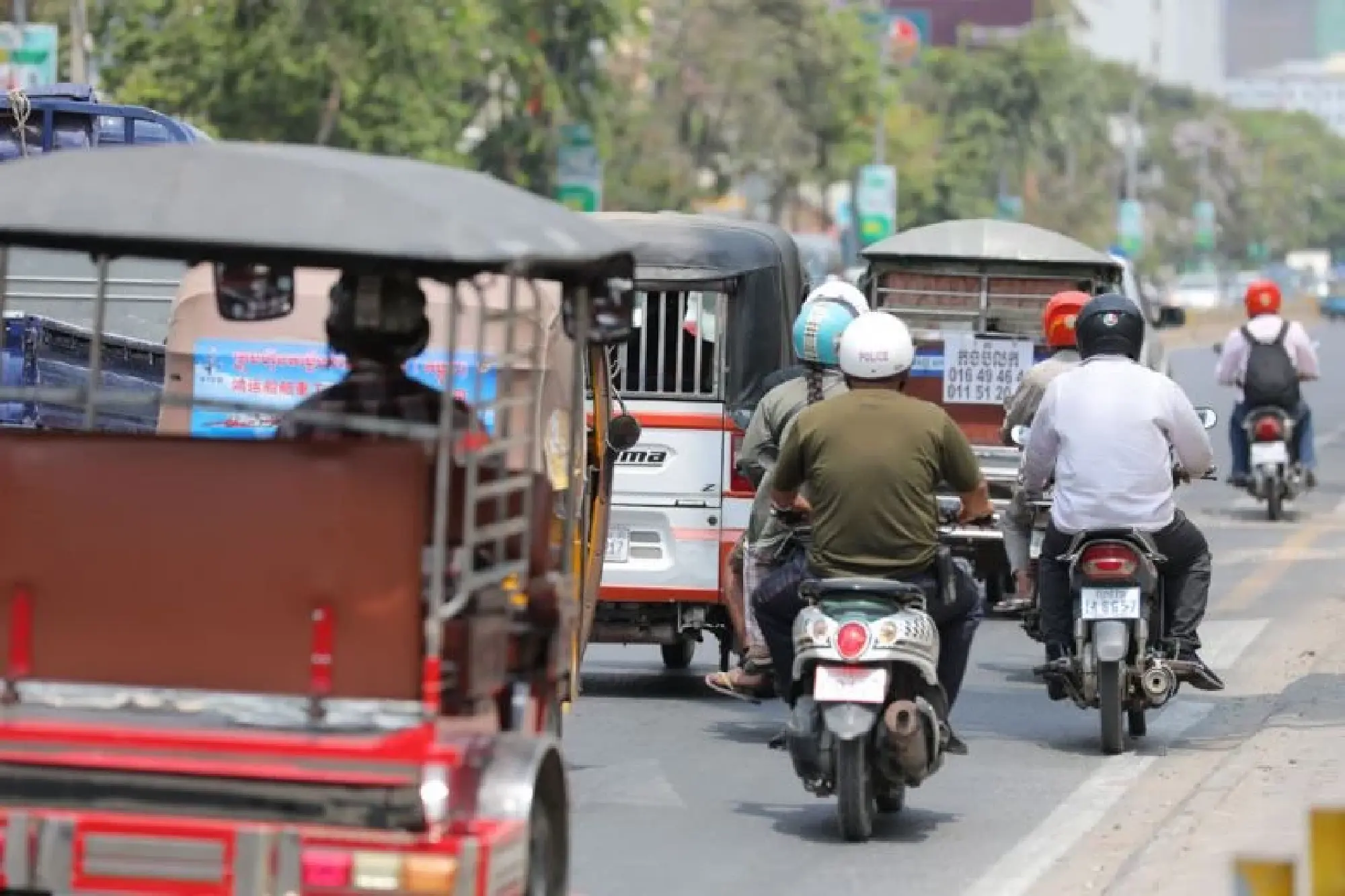Gone the way of the cyclo? Khmer tuk-tuk not finished yet, say drivers