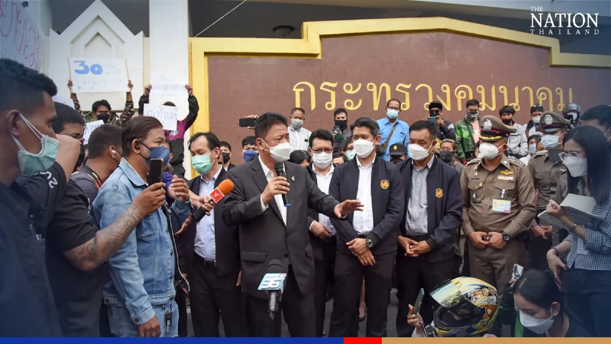 GrabBike riders submit 4-point demand to Transport Ministry