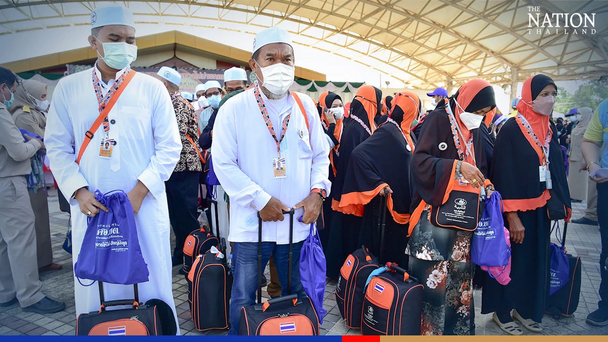 Hundreds of Narathiwat pilgrims leave for hajj in Saudi Arabia