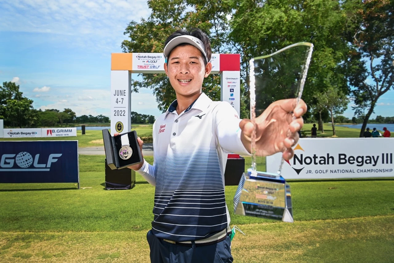 Champion Boy 15-18 Kittipong Kamlangklee