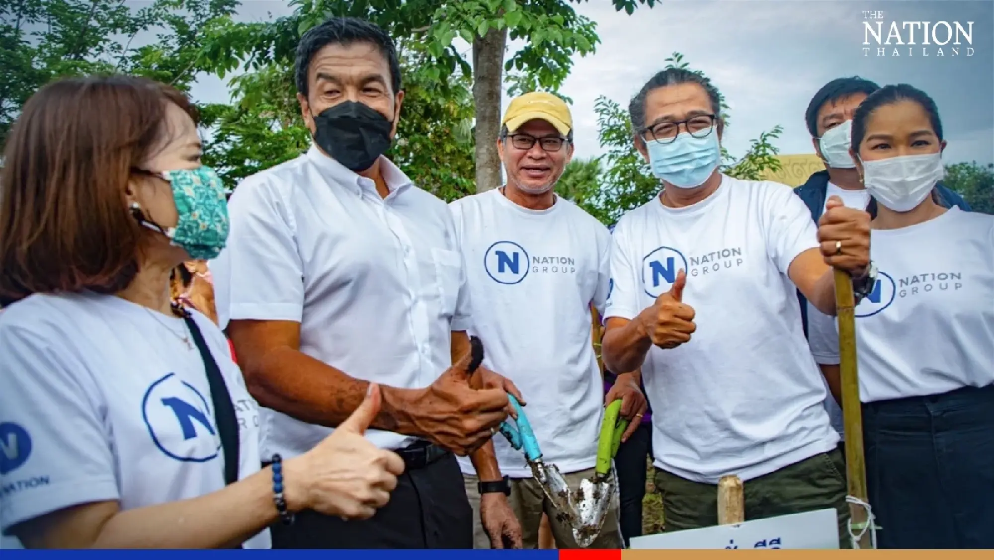 The Nation joins Chadchart’s ‘green Bangkok’ campaign and plants trees