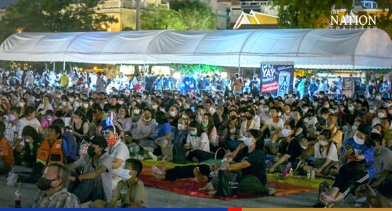 Bangkok open-air film fest captures audience with 1997 crime drama