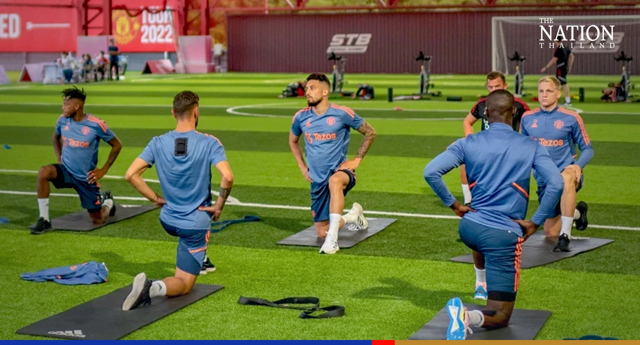 Man Utd, Liverpool hold 1st training sessions in steamy Bangkok