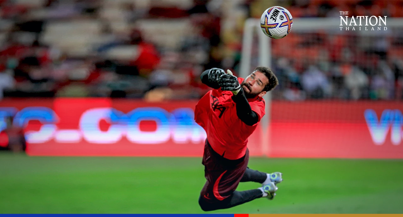 Liverpool hold first public training session in Bangkok