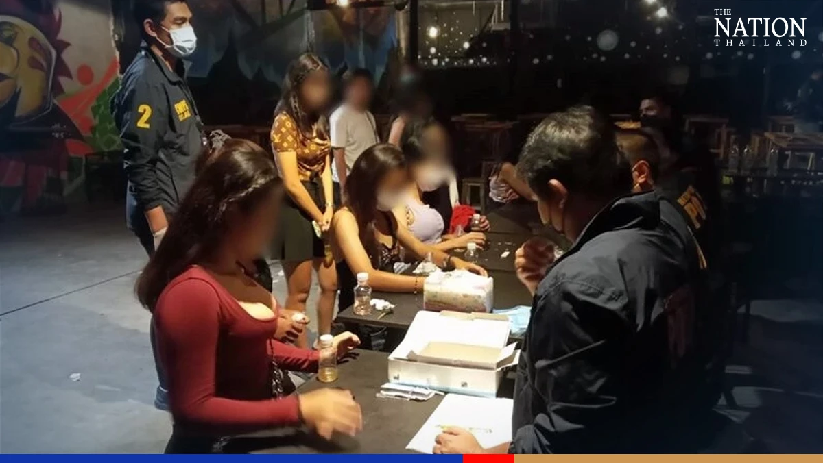 Bangkok police nab bar manager for serving booze to minors