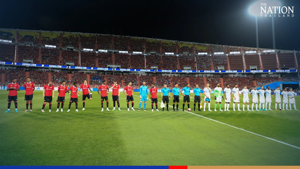 Players thanks Thai fans after Man Utd rout Liverpool