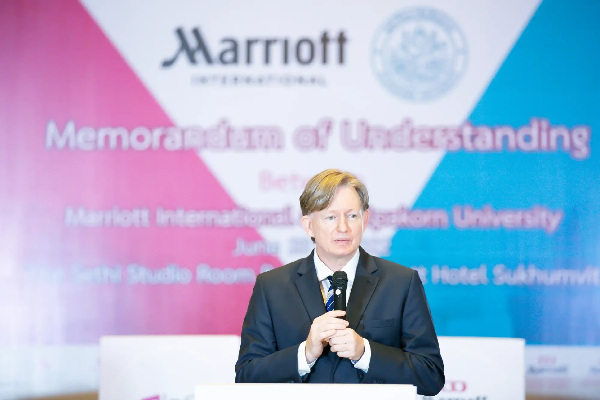 Marriott International signs MoU with Silpakorn University’s Faculty of Management Science to train next generation of hoteliers in Thailand