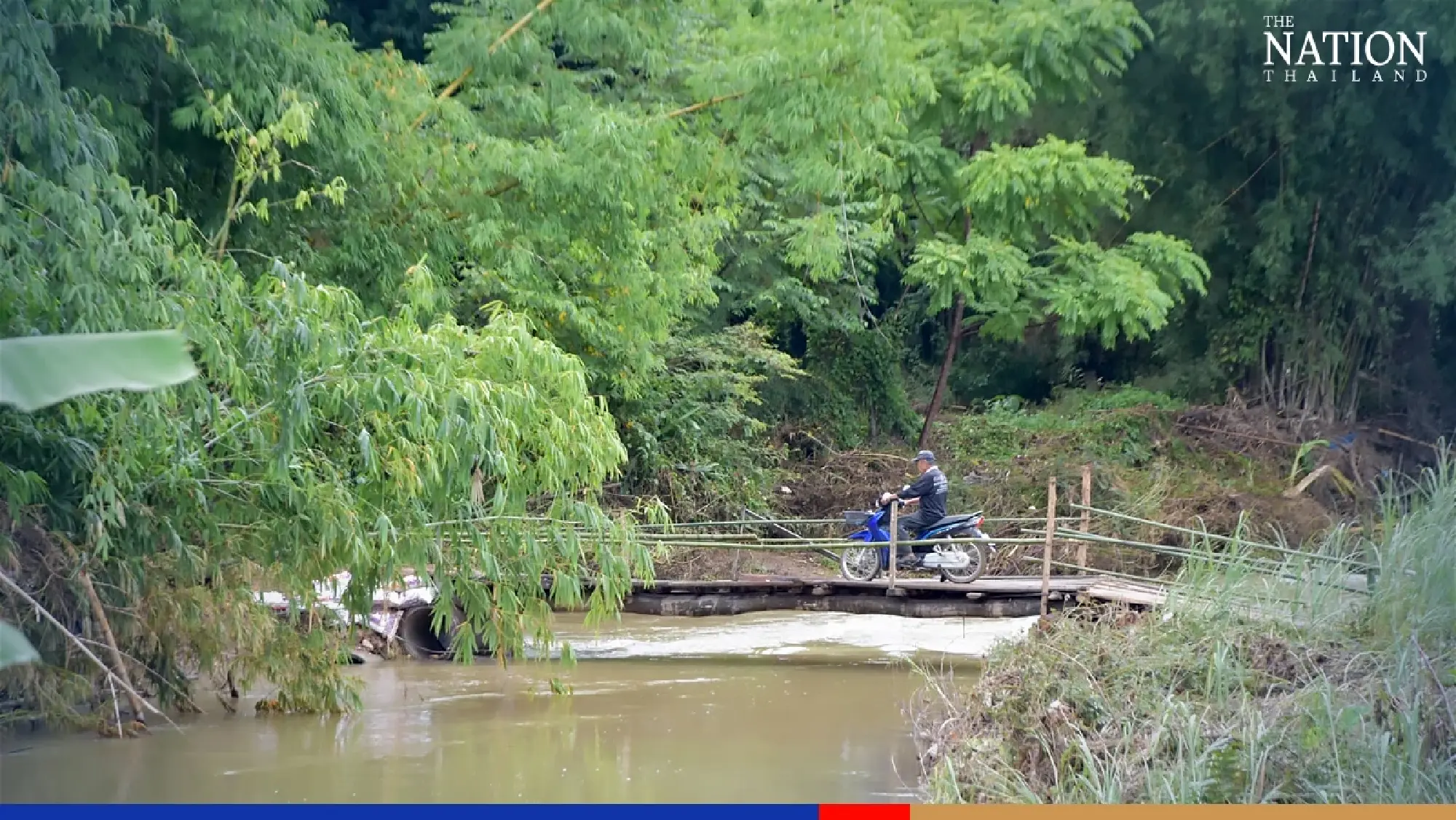 Phayao villagers band together to build key bridge as govt agencies dither