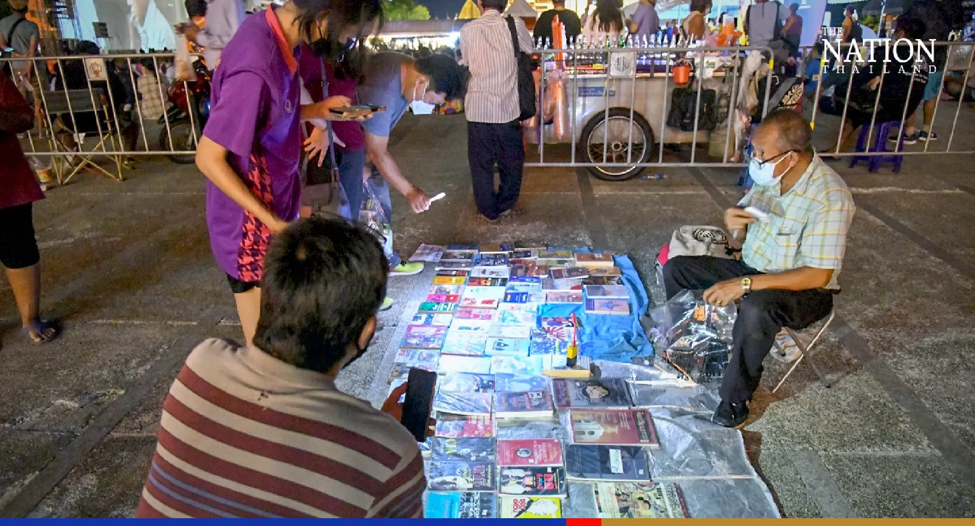 Bangkok open-air film fest captures audience with 1997 crime drama