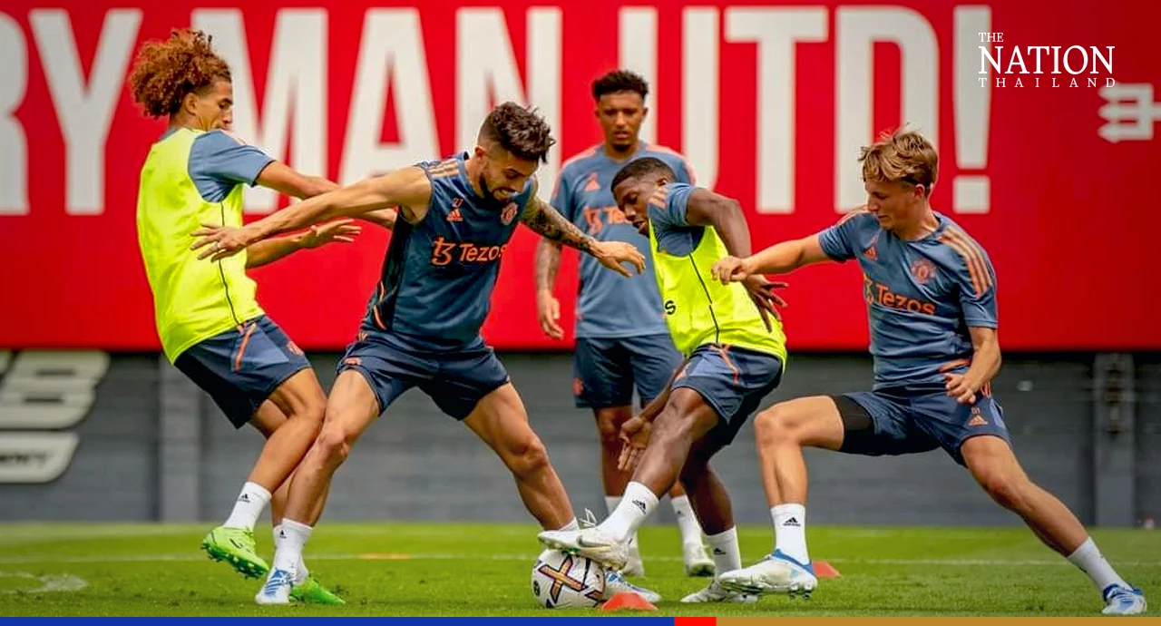 Man Utd, Liverpool hold 1st training sessions in steamy Bangkok