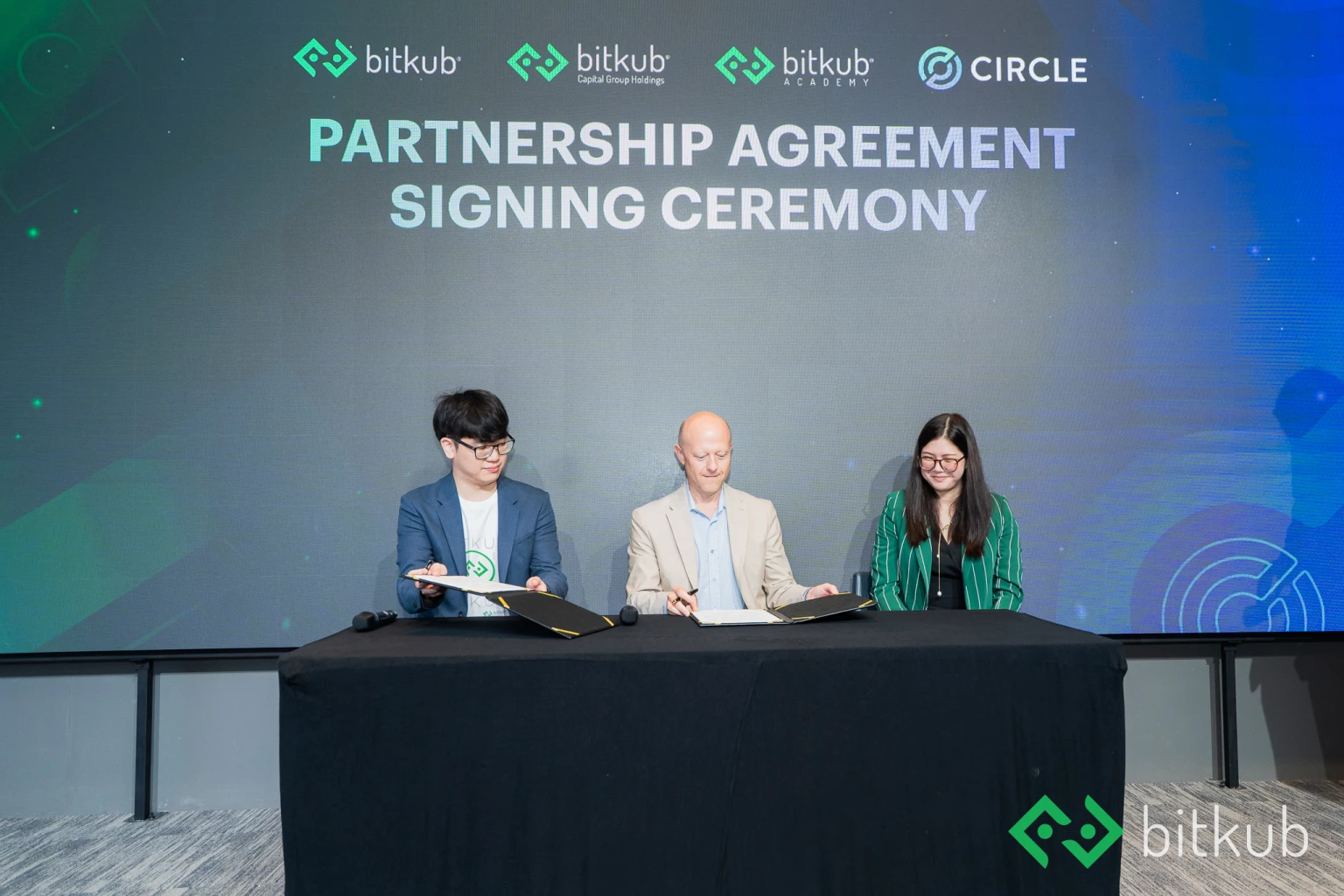 Bitkub partners with Circle, creator of USDC to spread awareness and education behind stablecoins in the Thai investors community