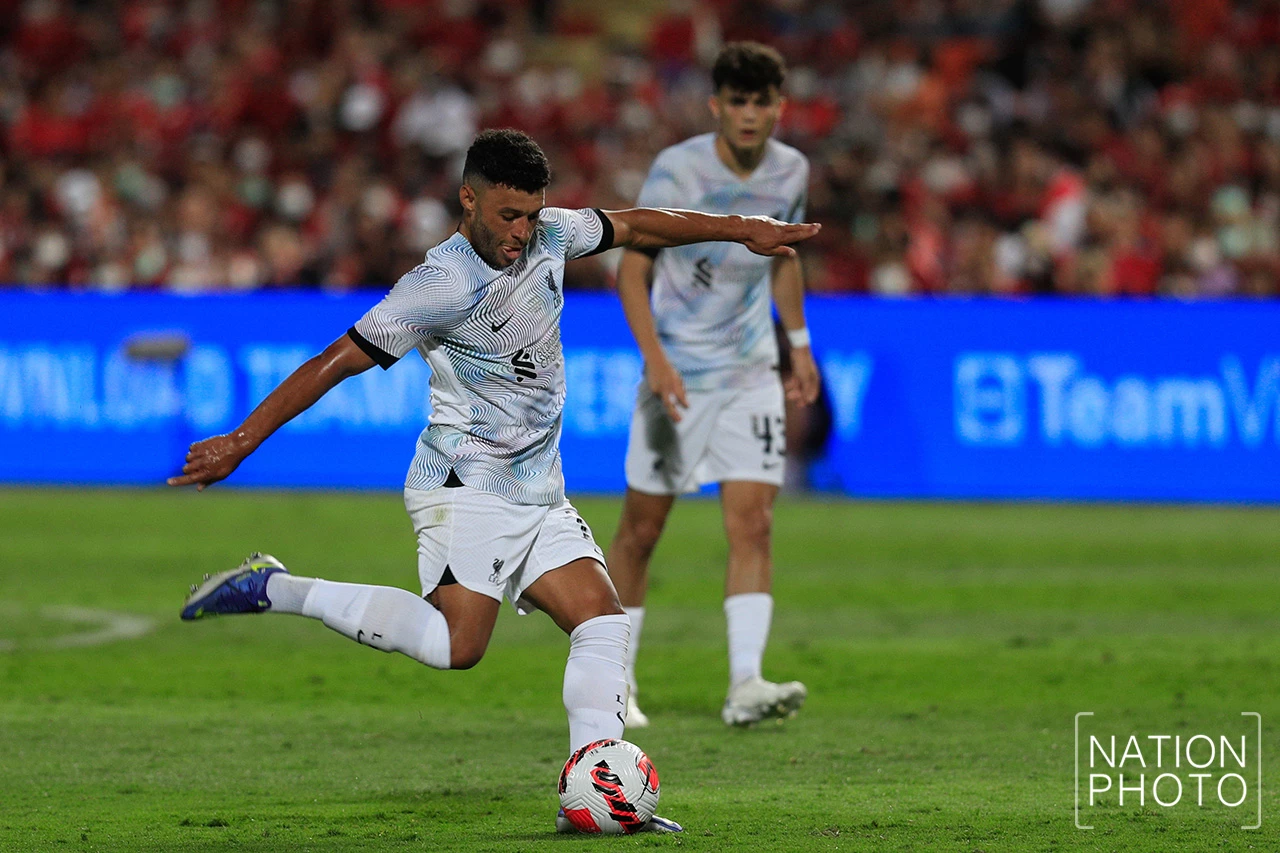 Ten Hag off to perfect start as United trounce Liverpool 4-0 on tour