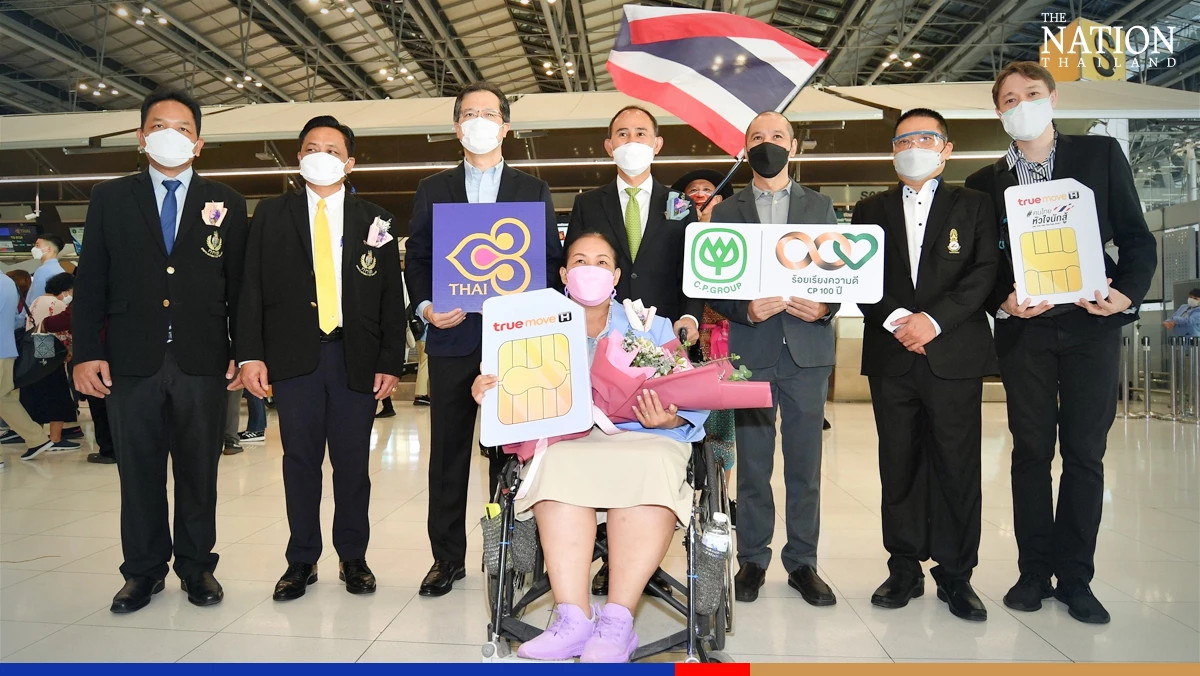 CP provides SIM cards to Thai contingent for Asean Para Games