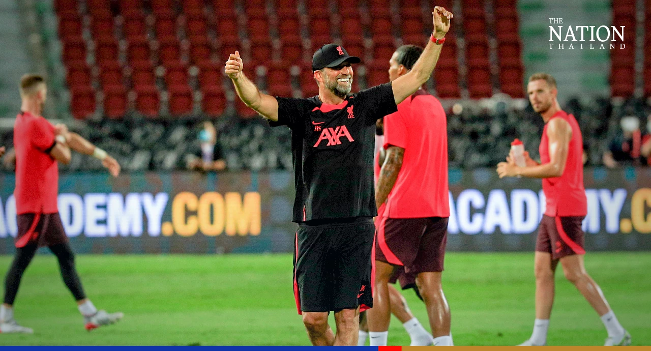 Liverpool hold first public training session in Bangkok