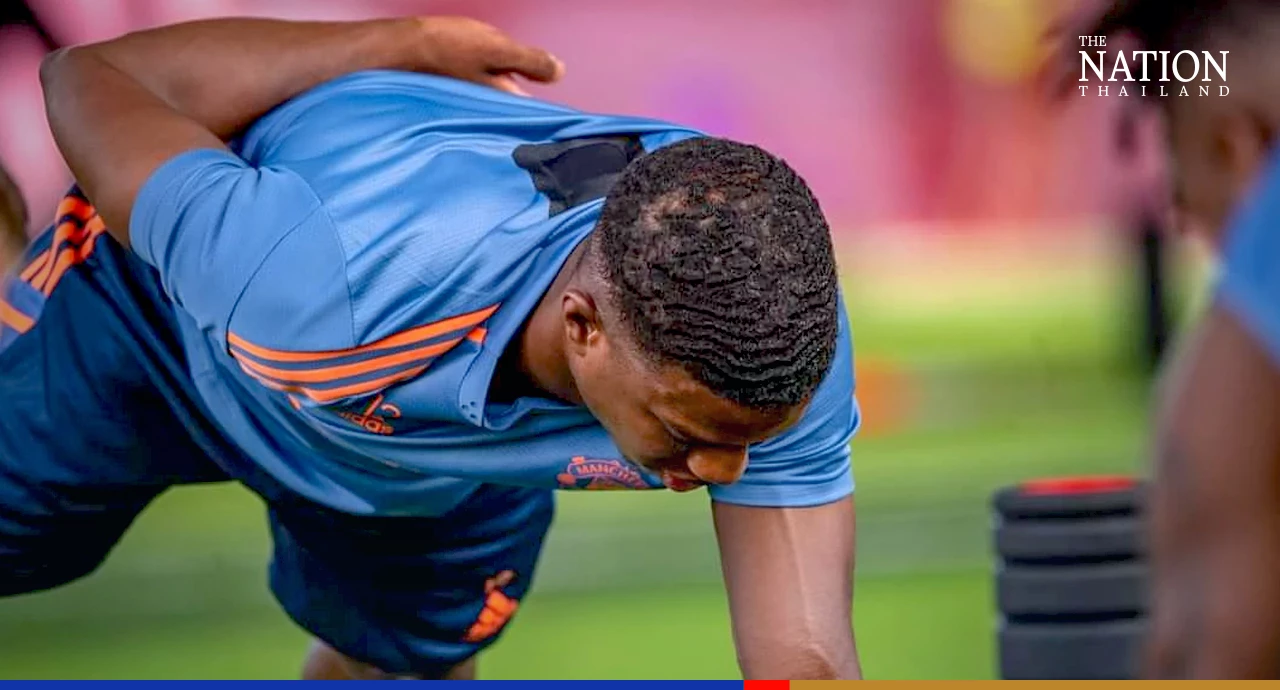 Man Utd, Liverpool hold 1st training sessions in steamy Bangkok