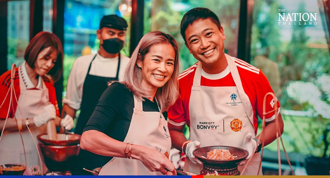 Jadon Sancho slices past Man Utd teammates to win Thai cooking clash