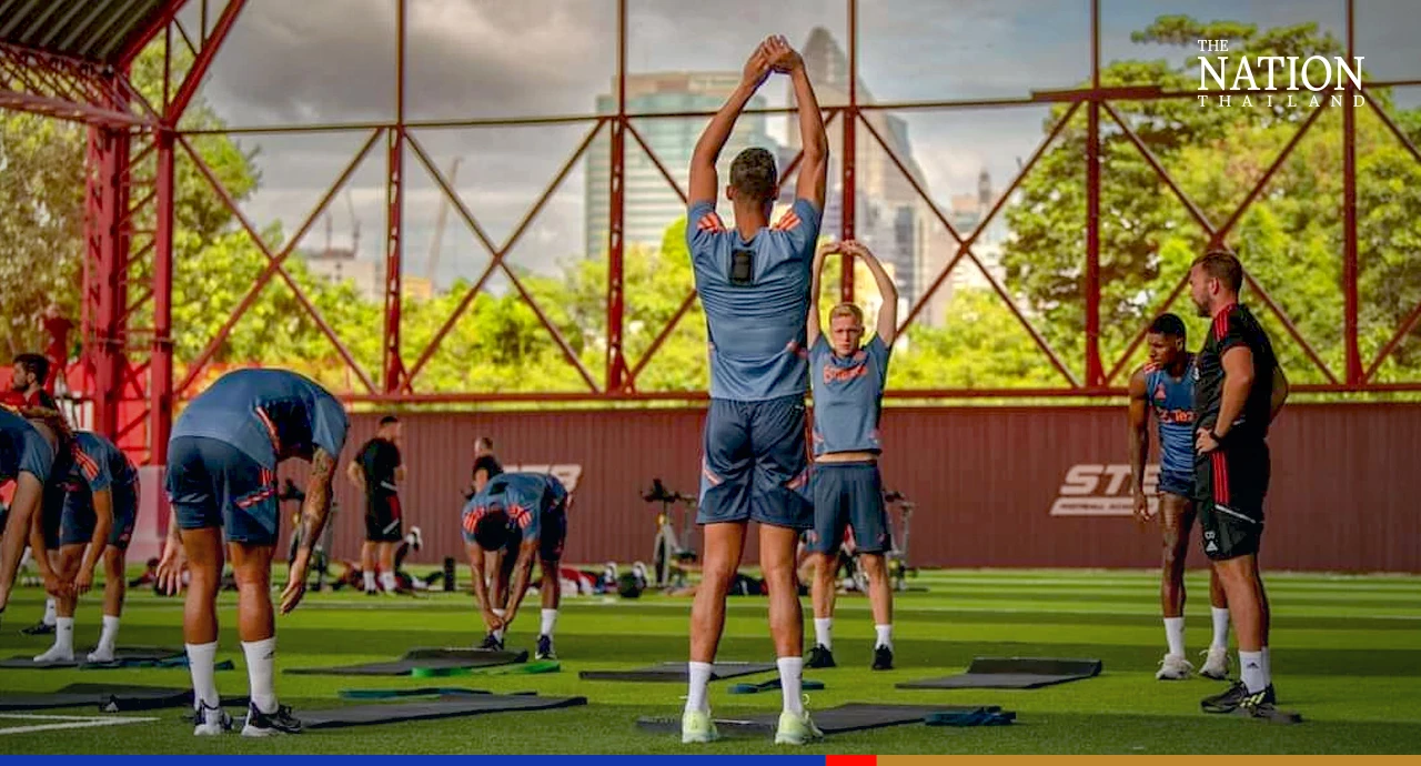 Man Utd, Liverpool hold 1st training sessions in steamy Bangkok