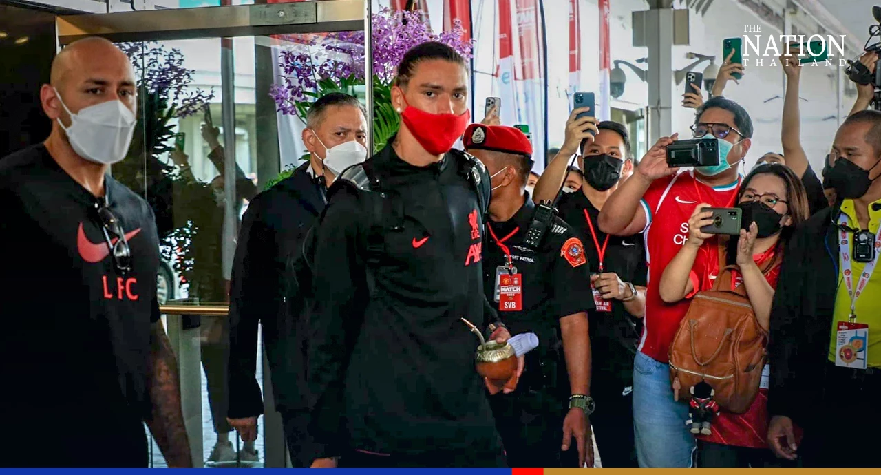 Man Utd, Liverpool hold 1st training sessions in steamy Bangkok