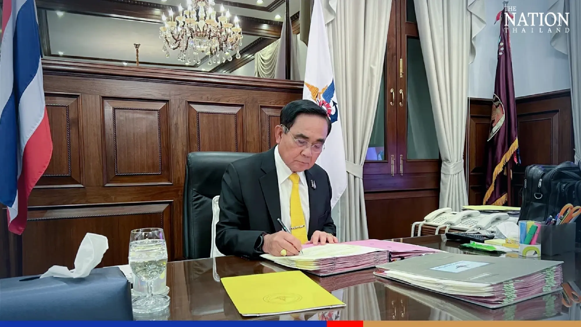 Prayut reports for work as defence minister