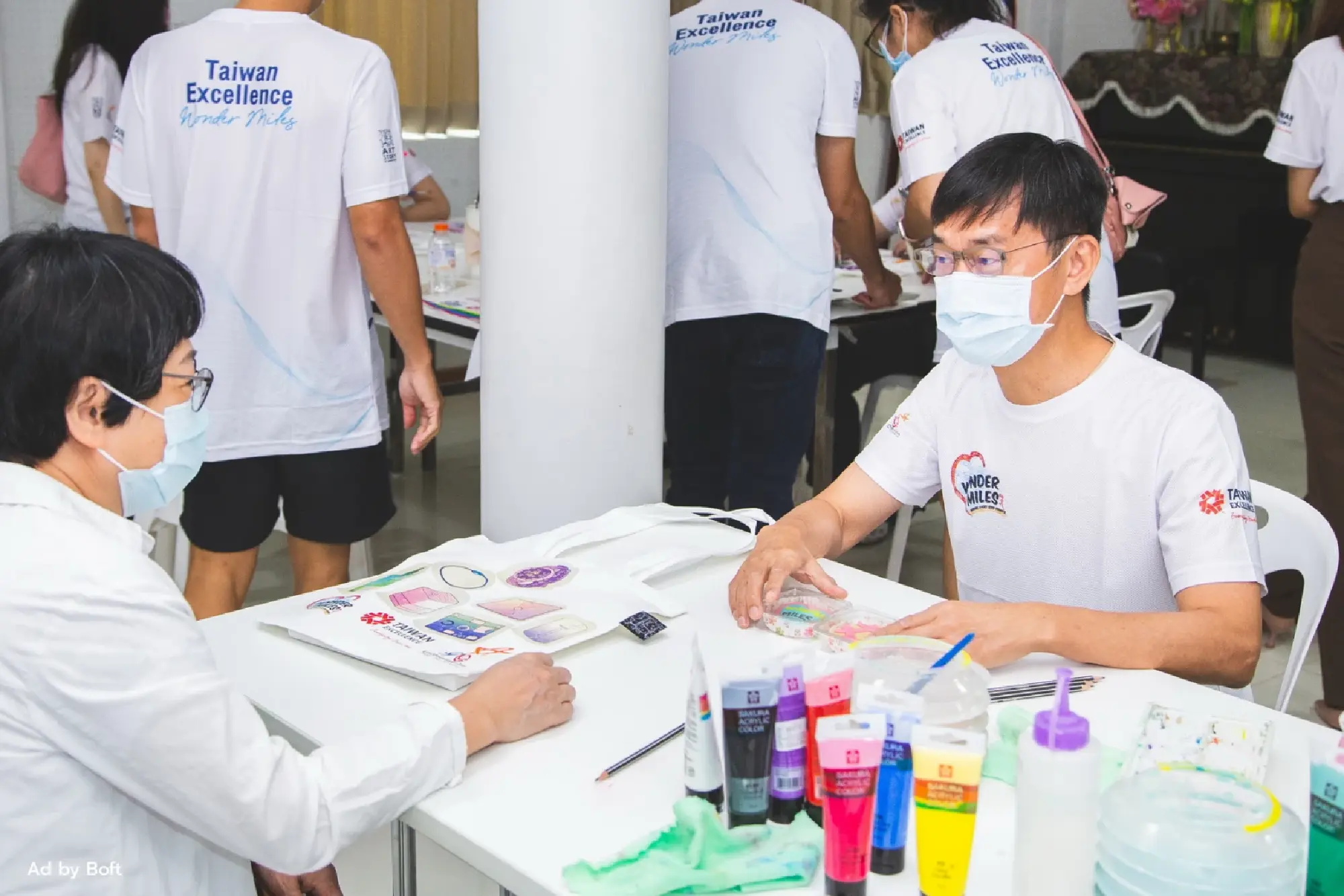 Mr. Nick Ni, Director of the Economic Division at the Taipei Economic and Cultural Office in Thailand attended “Taiwan Excellence Wonder Miles – Art Therapy for Children with Autism”.