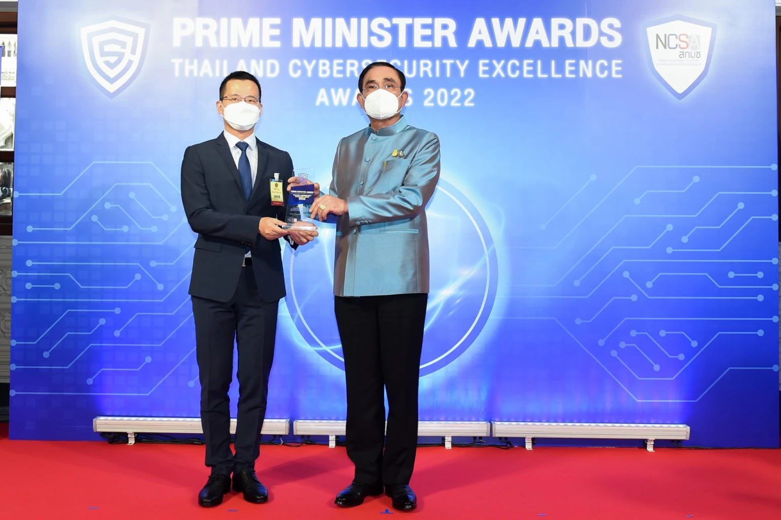 Thai PM grants ‘Thailand Cybersecurity Excellence Award 2022’ to Huawei Thailand’s CEO