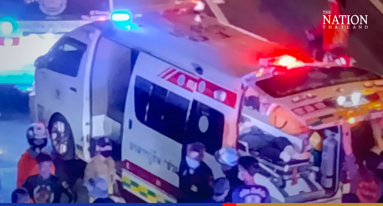 27 suffer injuries as they slip down BTS escalator in rain