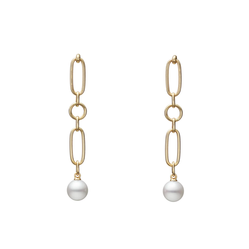 Mikimoto presents precious gifts that symbolizes the greatness of motherly love  during the Thai National Mother’s Day festival