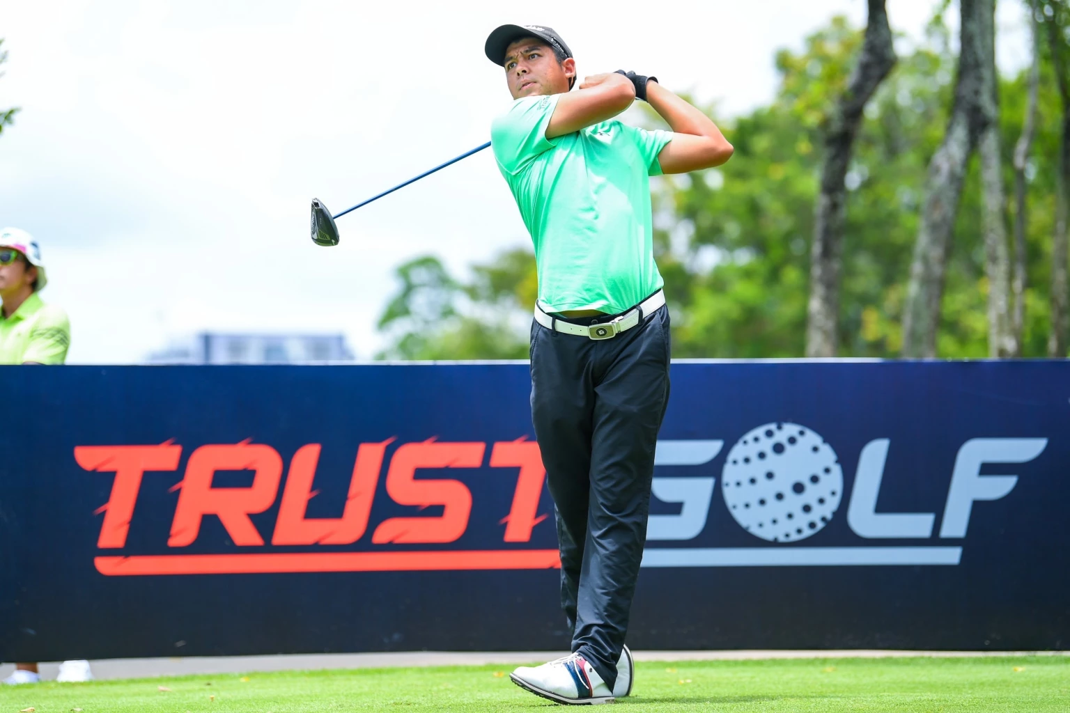 Eagle on 14th Puts Amarin in Contention at 4th Thailand Mixed